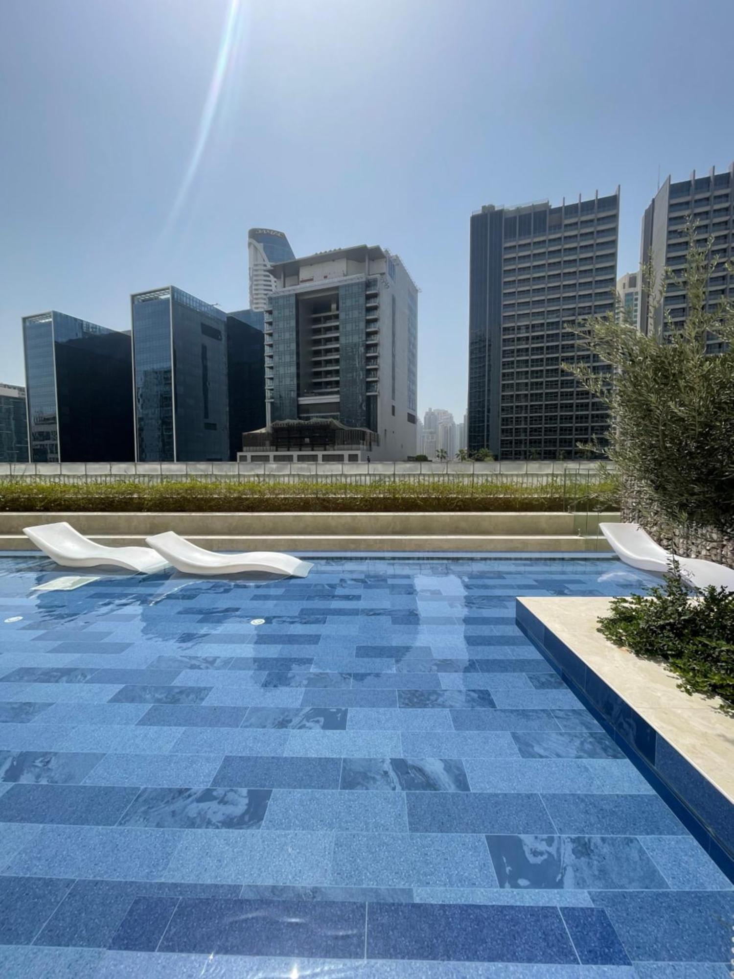 Wonderful Reva Aparthotel Downtown Dubai Exterior foto